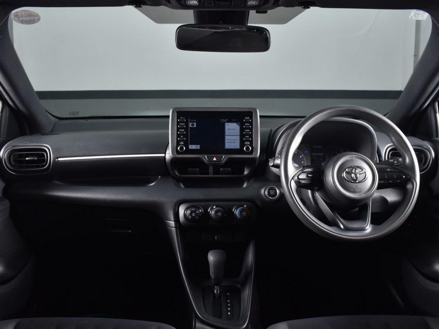 Toyota Yaris IV Кемерово  - изображение 7