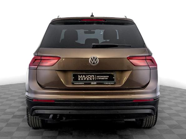 Volkswagen Tiguan II с пробегом 2018 года, цена 2 250 000 рублей, 101371 км, внедорожник, Автокод Объявления