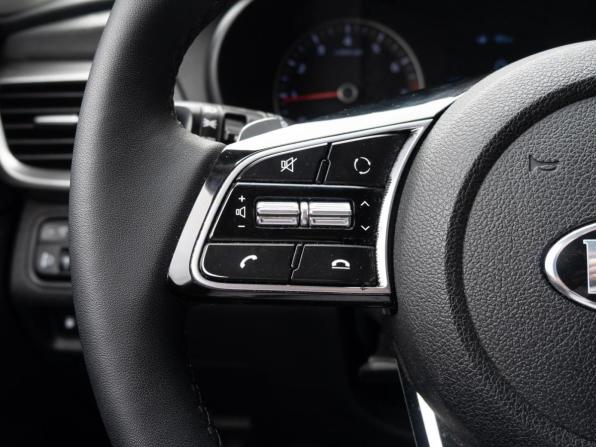 Kia Optima IV Рестайлинг с пробегом 2019 года, цена 1 425 000 рублей, 185295 км, седан, Автокод Объявления
