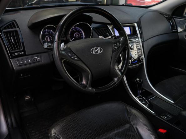 Hyundai Sonata VI (YF) с пробегом 2010 года, цена 1 200 000 рублей, 147355 км, седан, Автокод Объявления
