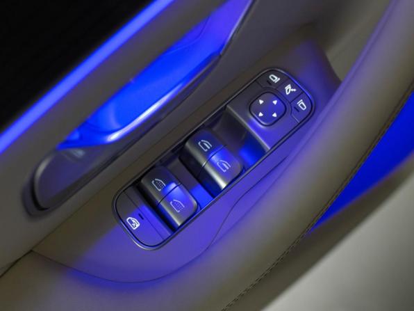 Новый Mercedes-Benz Maybach GLS I Рестайлинг 2024 года, цена 28 600 000 рублей, внедорожник, Автокод Объявления