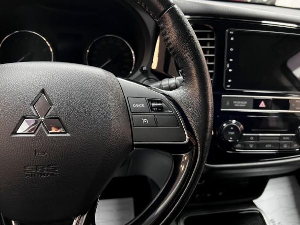 Mitsubishi Outlander III Рестайлинг 3 с пробегом 2018 года, цена 2 200 000 рублей, 81429 км, внедорожник, Автокод Объявления