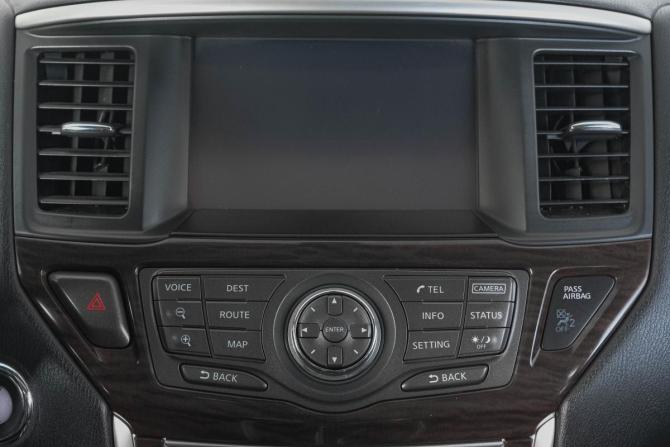 Nissan Pathfinder IV с пробегом 2015 года, цена 2 299 000 рублей, 115000 км, внедорожник, Автокод Объявления
