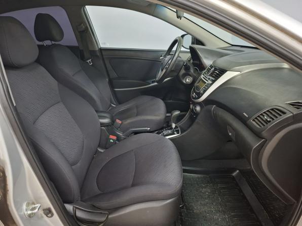 Hyundai Solaris I с пробегом 2014 года, цена 865 000 рублей, 203672 км, седан, Автокод Объявления