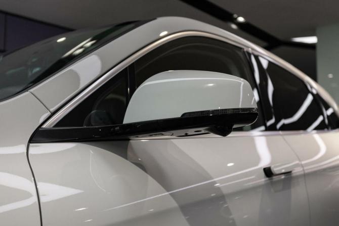 Новый Seres M5 2024 года, цена 4 999 000 рублей, внедорожник, Автокод Объявления