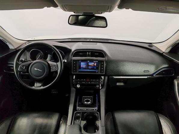 Jaguar F-Pace I с пробегом 2017 года, цена 2 399 000 рублей, 136442 км, внедорожник, Автокод Объявления