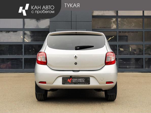 Renault Sandero II с пробегом 2017 года, цена 809 000 рублей, 131691 км, хэтчбек, Автокод Объявления