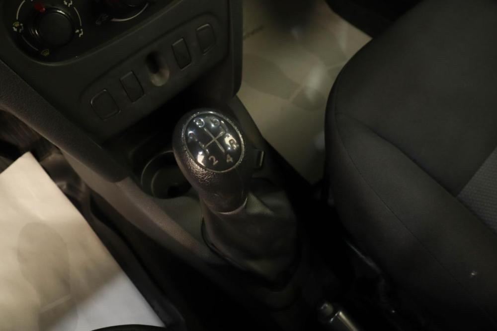Renault Logan II Рестайлинг Челябинск  - изображение 12