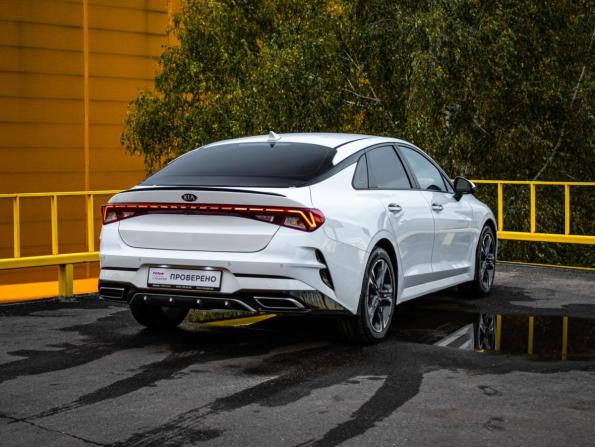 Kia K5 III с пробегом 2021 года, цена 2 429 999 рублей, 111525 км, седан, Автокод Объявления