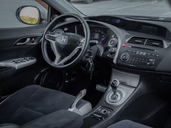 Honda Civic VIII с пробегом 2008 года, цена 675 000 рублей, 131000 км, хэтчбек, Автокод Объявления