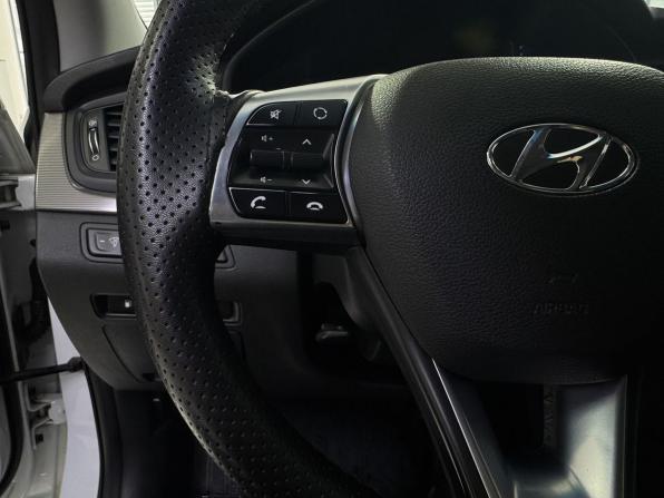 Hyundai Sonata VII (LF) Рестайлинг с пробегом 2017 года, цена 1 410 000 рублей, 181447 км, седан, Автокод Объявления