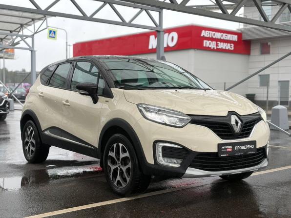 Renault Kaptur I с пробегом 2017 года, цена 1 125 000 рублей, 202000 км, внедорожник, Автокод Объявления