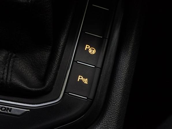 Volkswagen Tiguan II с пробегом 2020 года, цена 2 549 000 рублей, 117491 км, внедорожник, Автокод Объявления