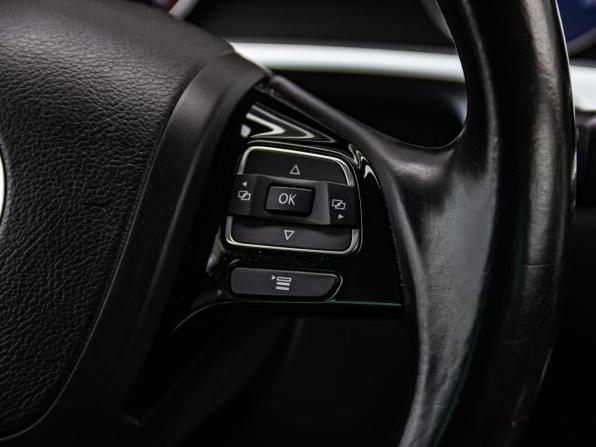 Volkswagen Touareg II Рестайлинг с пробегом 2015 года, цена 3 200 000 рублей, 131505 км, внедорожник, Автокод Объявления