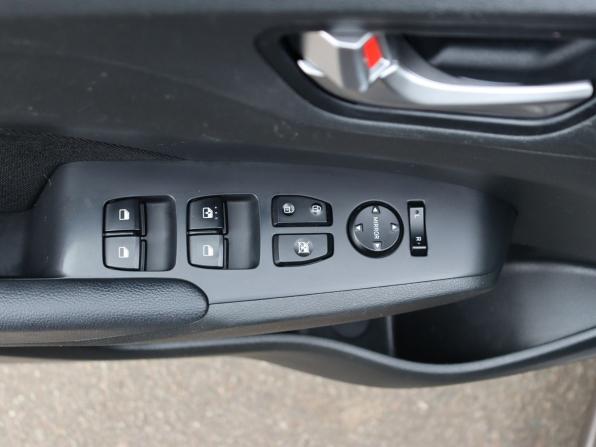 Hyundai Solaris II Рестайлинг с пробегом 2022 года, цена 1 449 000 рублей, 141369 км, седан, Автокод Объявления