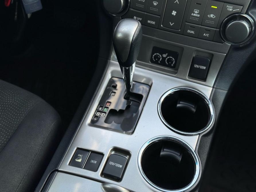 Toyota Highlander II (XU40) Рестайлинг Челябинск  - изображение 15