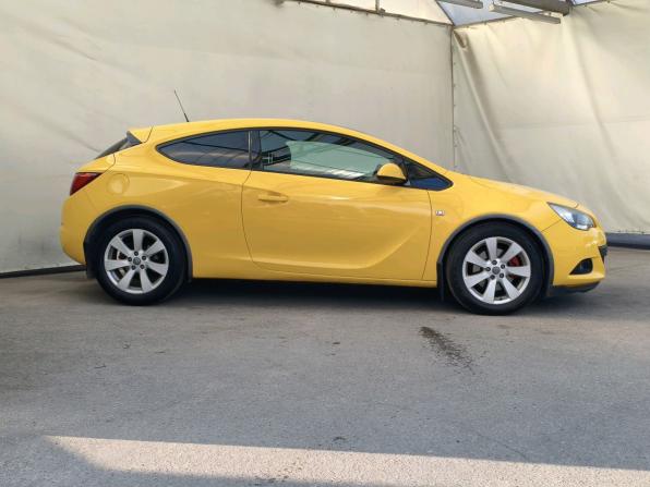 Opel Astra J Рестайлинг с пробегом 2013 года, цена 860 000 рублей, 211264 км, хэтчбек, Автокод Объявления