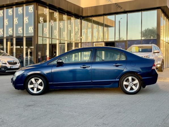Honda Civic VIII Рестайлинг с пробегом 2008 года, цена 600 000 рублей, 354983 км, седан, Автокод Объявления
