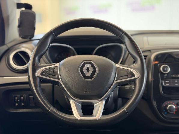 Renault Kaptur I Рестайлинг с пробегом 2021 года, цена 1 060 000 рублей, 155104 км, внедорожник, Автокод Объявления