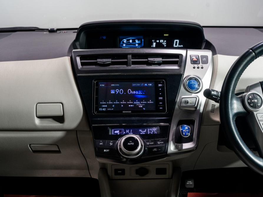 Toyota Prius Alpha I (ZVW40/41) Рестайлинг Чита  - изображение 8