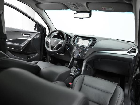 Hyundai Santa Fe III Рестайлинг с пробегом 2018 года, цена 2 349 000 рублей, 116000 км, внедорожник, Автокод Объявления