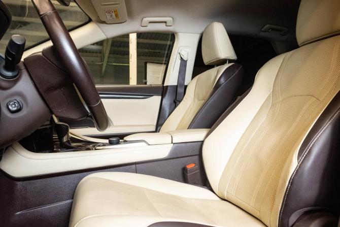Lexus RX IV с пробегом 2018 года, цена 3 745 000 рублей, 55701 км, внедорожник, Автокод Объявления