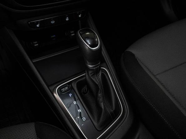 Hyundai Solaris II Рестайлинг с пробегом 2021 года, цена 1 550 000 рублей, 92022 км, седан, Автокод Объявления