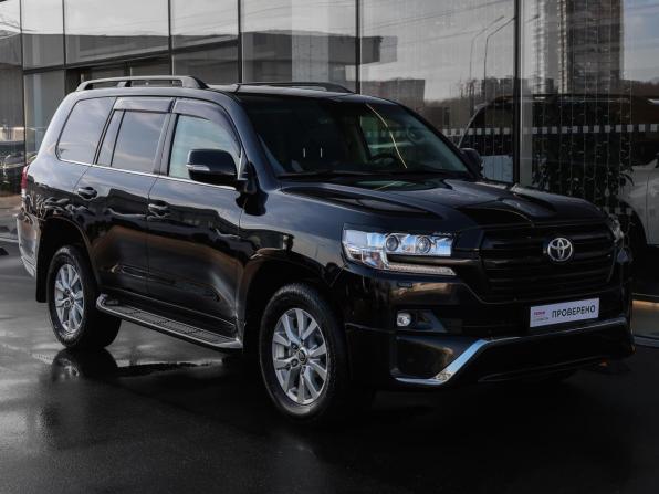Toyota Land Cruiser 200 Series Рестайлинг 2 с пробегом 2019 года, цена 7 250 000 рублей, 118000 км, внедорожник, Автокод Объявления