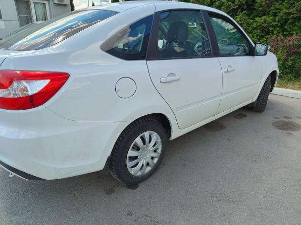 Lada (ВАЗ) Granta I Рестайлинг с пробегом 2023 года, цена 800 000 рублей, 28000 км, лифтбек, Автокод Объявления