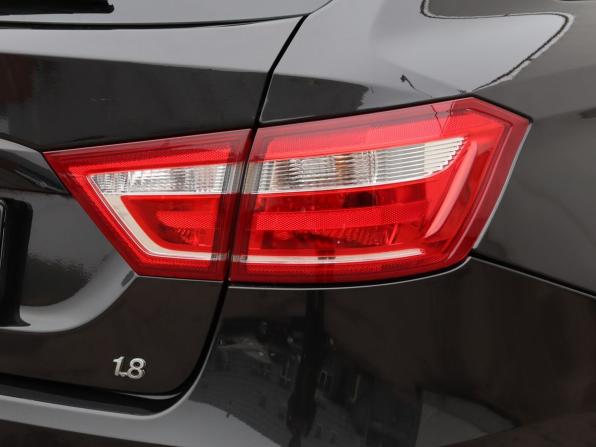 Lada (ВАЗ) Vesta I с пробегом 2018 года, цена 825 000 рублей, 186463 км, универсал, Автокод Объявления