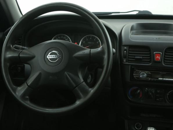 Nissan Almera II (N16) Рестайлинг с пробегом 2005 года, цена 290 000 рублей, 173600 км, хэтчбек, Автокод Объявления