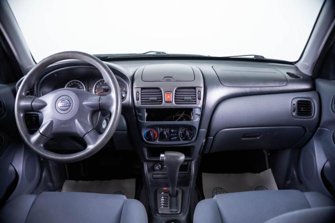 Nissan Almera II (N16) Рестайлинг с пробегом 2005 года, цена 429 000 рублей, 162000 км, седан, Автокод Объявления