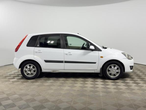 Ford Fiesta Mk5 с пробегом 2006 года, цена 270 100 рублей, 326150 км, хэтчбек, Автокод Объявления