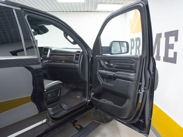 Ram 1500 V с пробегом 2023 года, цена 10 499 000 рублей, 15062 км, offers.body_type.unknown, Автокод Объявления