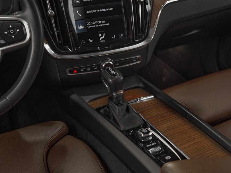 Volvo V60 II Москва  - изображение 15