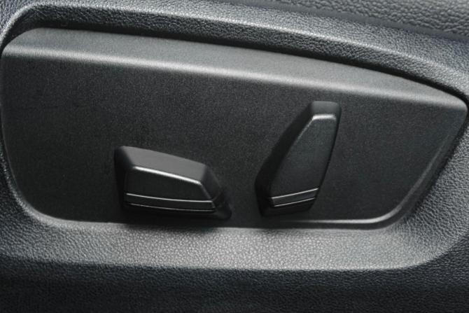 BMW 5 серии VI (F10/F11/F07) Рестайлинг с пробегом 2015 года, цена 1 629 000 рублей, 330000 км, седан, Автокод Объявления