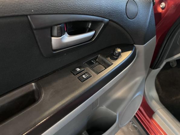Suzuki SX4 I (Classic) Рестайлинг с пробегом 2012 года, цена 718 700 рублей, 147830 км, хэтчбек, Автокод Объявления