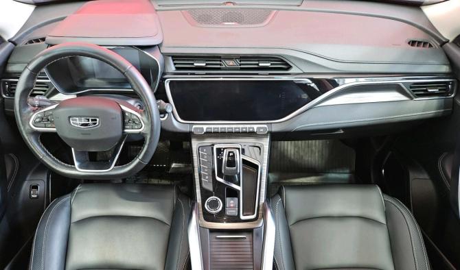 Geely Atlas Pro с пробегом 2022 года, цена 2 035 000 рублей, 51339 км, внедорожник, Автокод Объявления