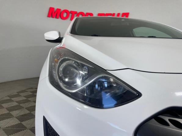 Hyundai i30 II с пробегом 2013 года, цена 1 045 000 рублей, 116645 км, хэтчбек, Автокод Объявления