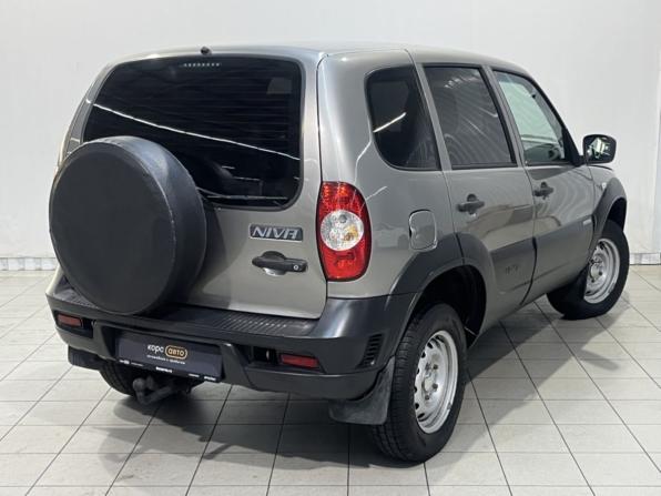 Chevrolet Niva I Рестайлинг с пробегом 2018 года, цена 695 000 рублей, 121749 км, внедорожник, Автокод Объявления