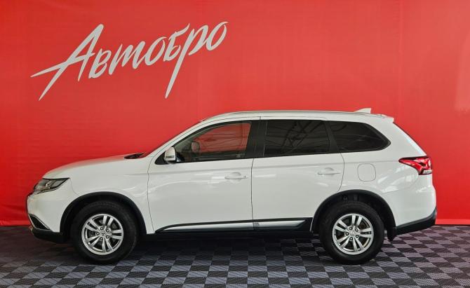 Mitsubishi Outlander III Рестайлинг 2 с пробегом 2018 года, цена 2 150 000 рублей, 90589 км, внедорожник, Автокод Объявления