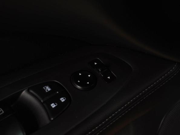 Nissan Pathfinder IV с пробегом 2015 года, цена 1 849 000 рублей, 126670 км, внедорожник, Автокод Объявления