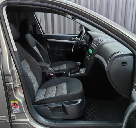 Skoda Octavia II (A5) Рестайлинг с пробегом 2011 года, цена 599 000 рублей, 224254 км, лифтбек, Автокод Объявления