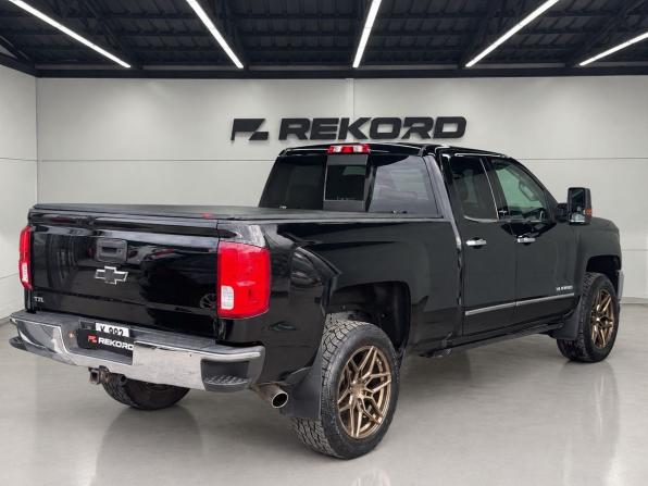 Chevrolet Silverado III (K2XX) Рестайлинг с пробегом 2016 года, цена 4 270 000 рублей, 235232 км, offers.body_type.unknown, Автокод Объявления