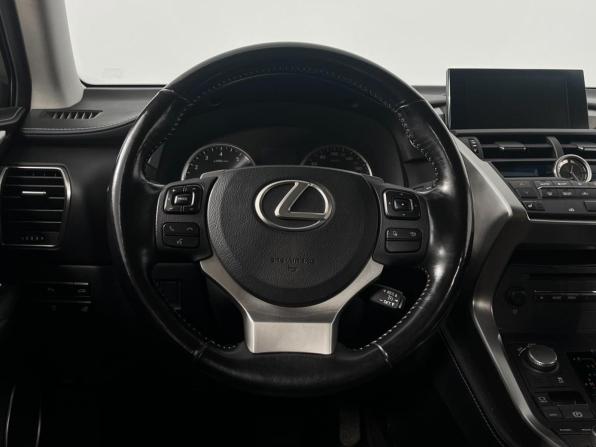 Lexus NX I с пробегом 2017 года, цена 3 298 900 рублей, 89252 км, внедорожник, Автокод Объявления