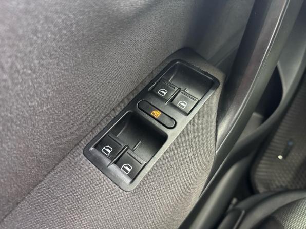 Volkswagen Polo V с пробегом 2011 года, цена 729 000 рублей, 205520 км, хэтчбек, Автокод Объявления