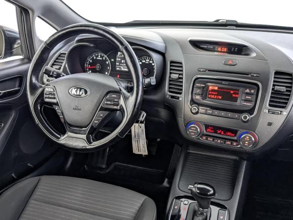 Kia Cerato III Рестайлинг (Classic) с пробегом 2018 года, цена 1 395 000 рублей, 133000 км, седан, Автокод Объявления