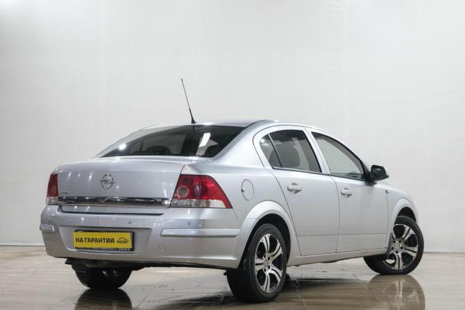Opel Astra H Рестайлинг с пробегом 2010 года, цена 749 000 рублей, 163000 км, седан, Автокод Объявления