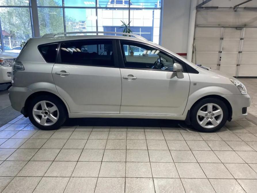 Toyota Corolla Verso I Рестайлинг 2 Челябинск  - изображение 4