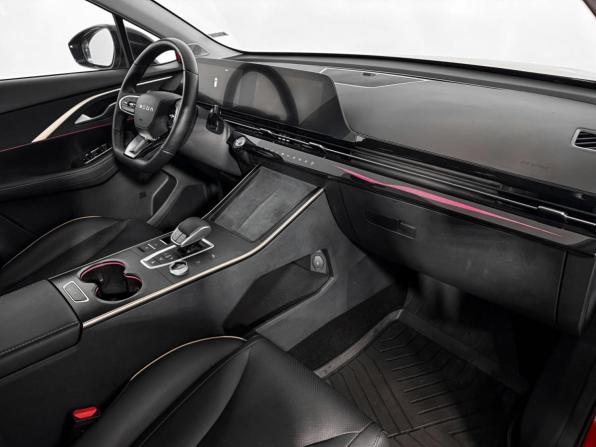 Omoda C5 I с пробегом 2023 года, цена 1 599 000 рублей, 53778 км, внедорожник, Автокод Объявления